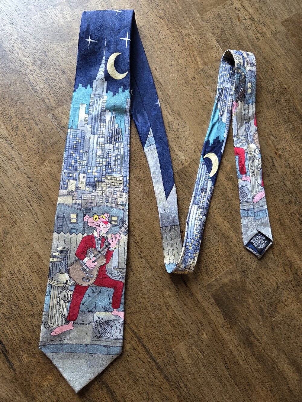 100% Silk Made In Italy Pink Panther Cityscape Guitar Ukulele Tie